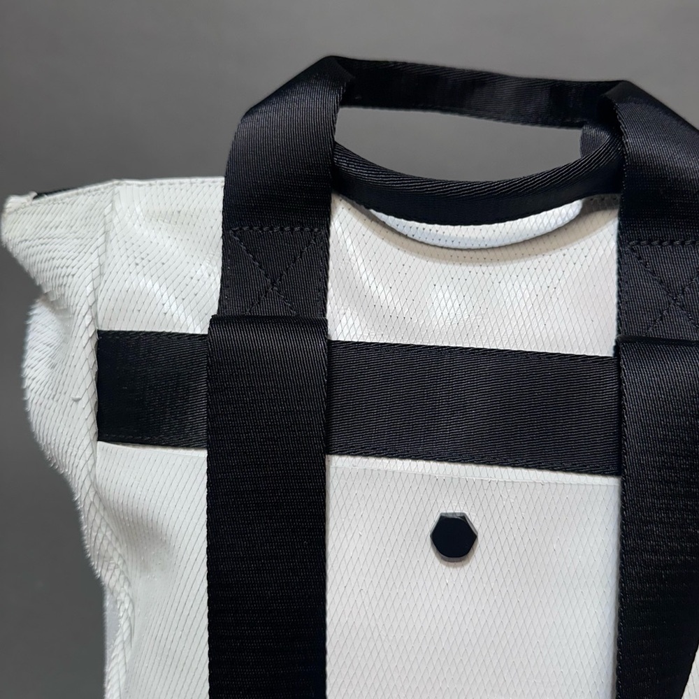 AMPERSAND AS APOSTROPHE Unisex Leather Large Backpack-Tote In Cats Pajamas NWT - Picture 6 of 12